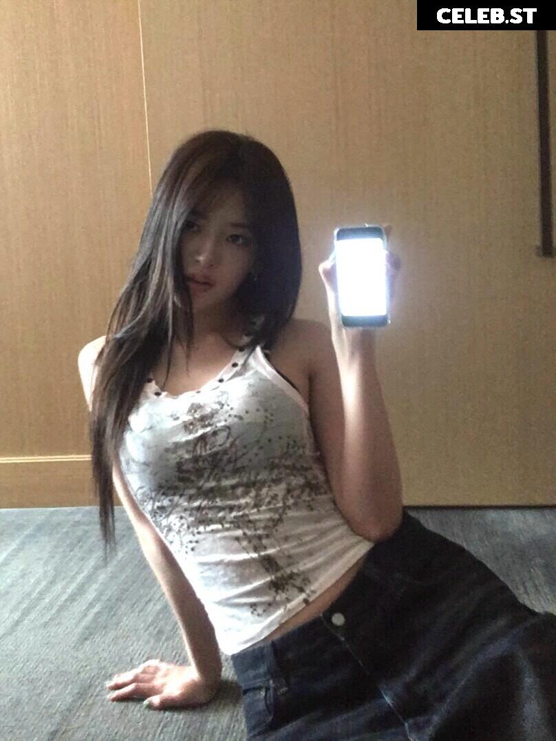 An Yujin 안유진 | YUJIN Image 23029064