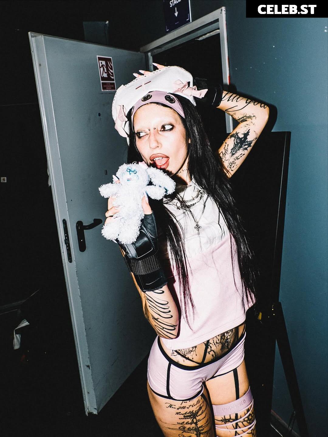 DeathbyRomy Image 23031168