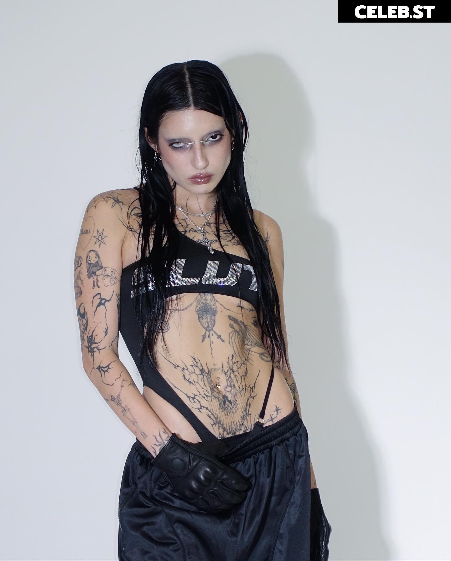 DeathbyRomy Image 23031052