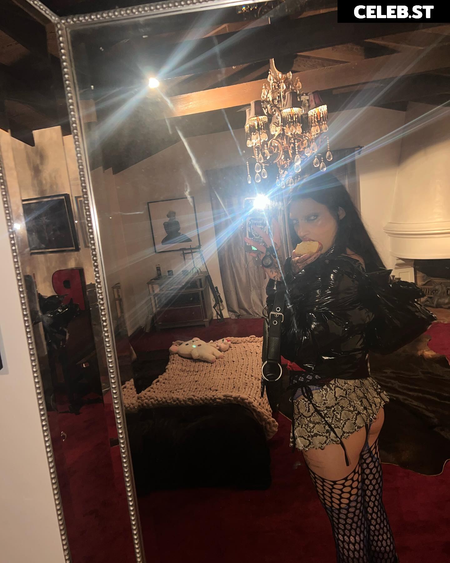 DeathbyRomy Image 23031073