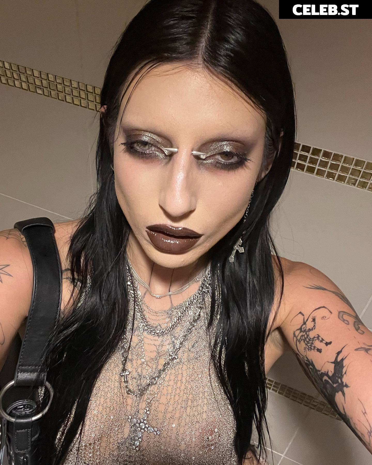 DeathbyRomy Image 23031077