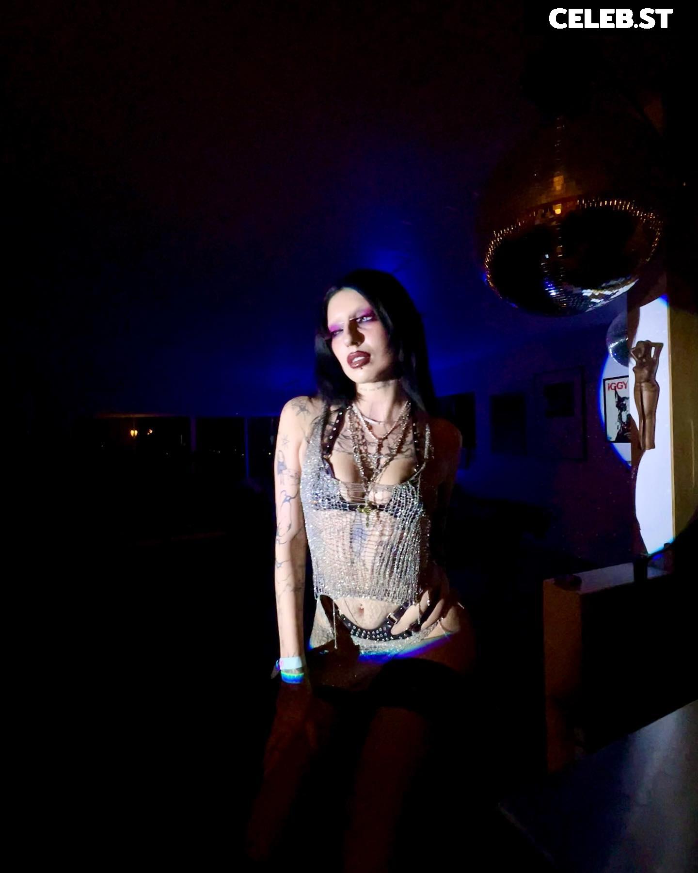 DeathbyRomy Image 23030953