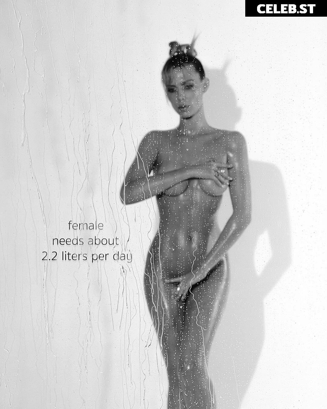 Oxana Streltsova | Oksana Streltsova Image 23030778