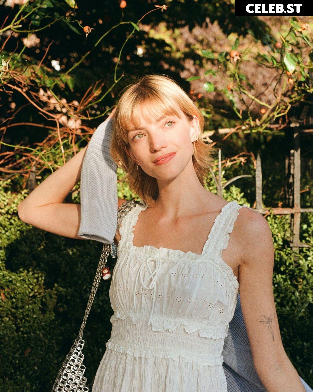 Niamh Adkins Image 23030137