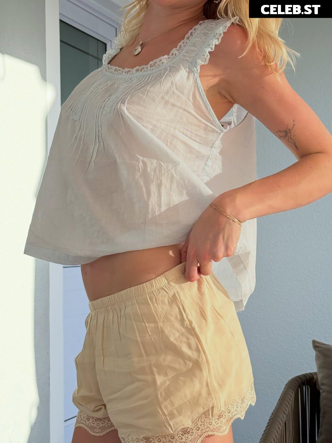 Niamh Adkins Image 23030278