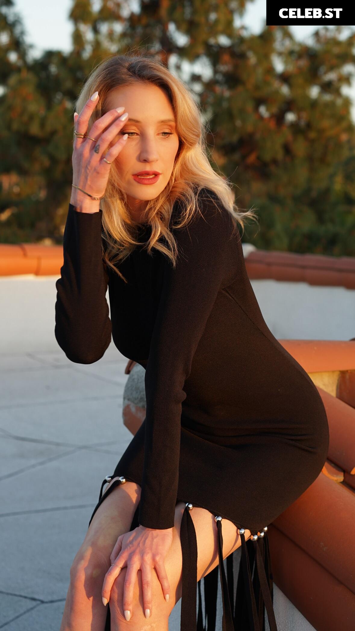 Maude Garrett Image 23004804