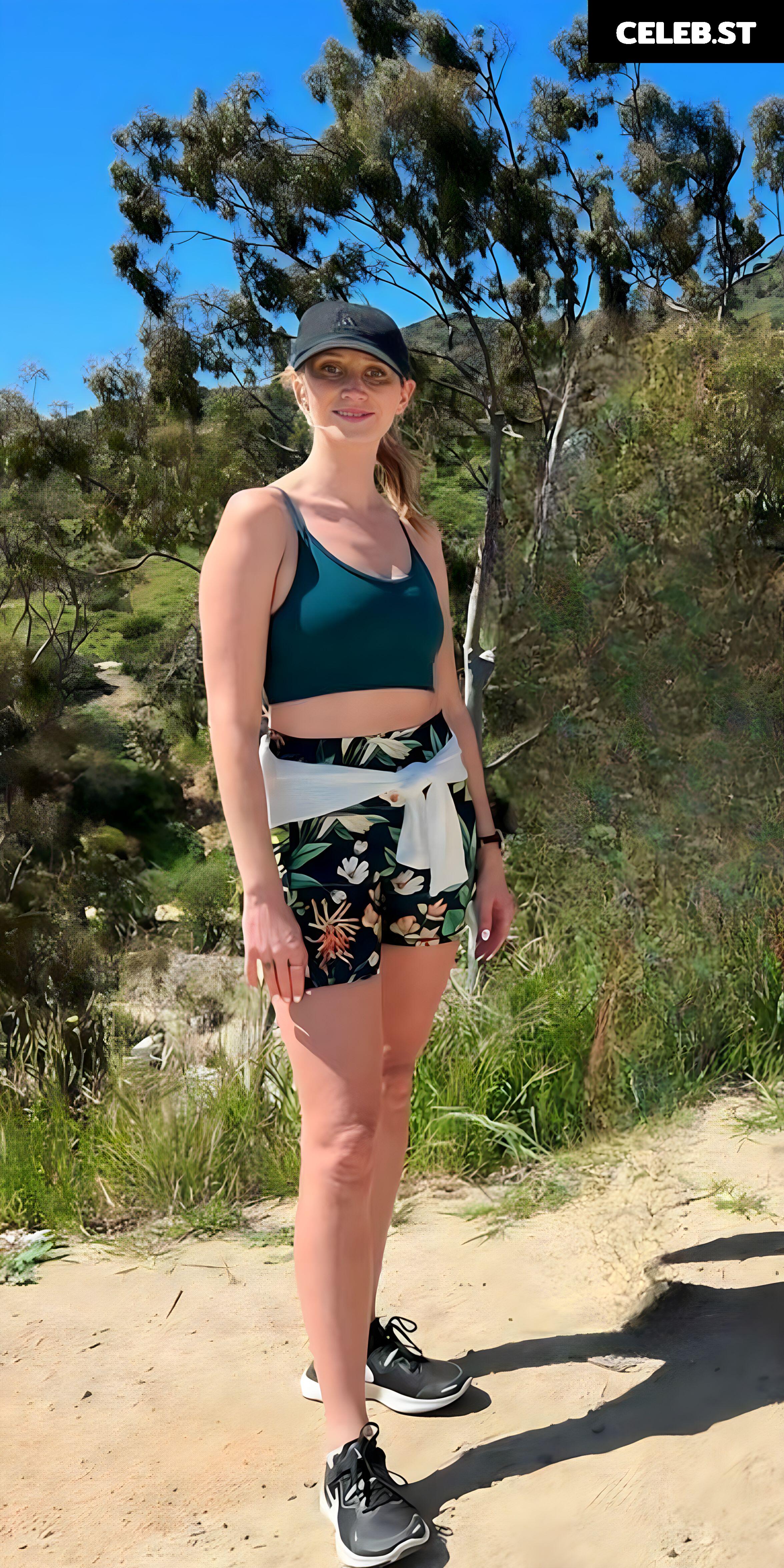 Maude Garrett Image 23004676