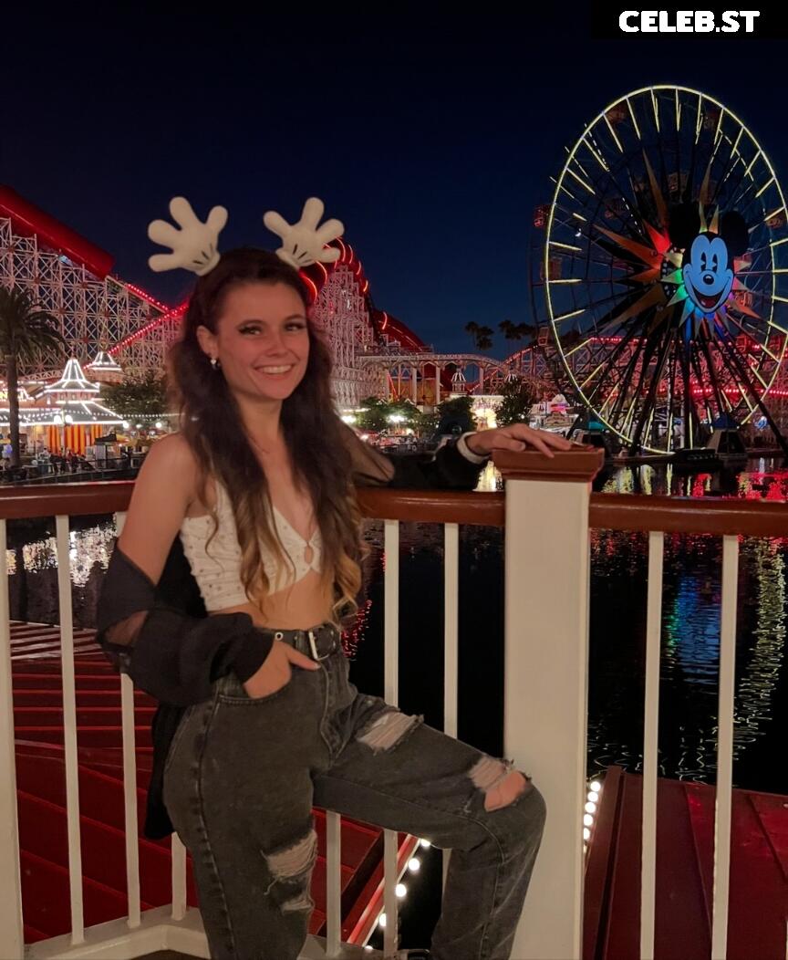 Mally_Mouse Image 23001908