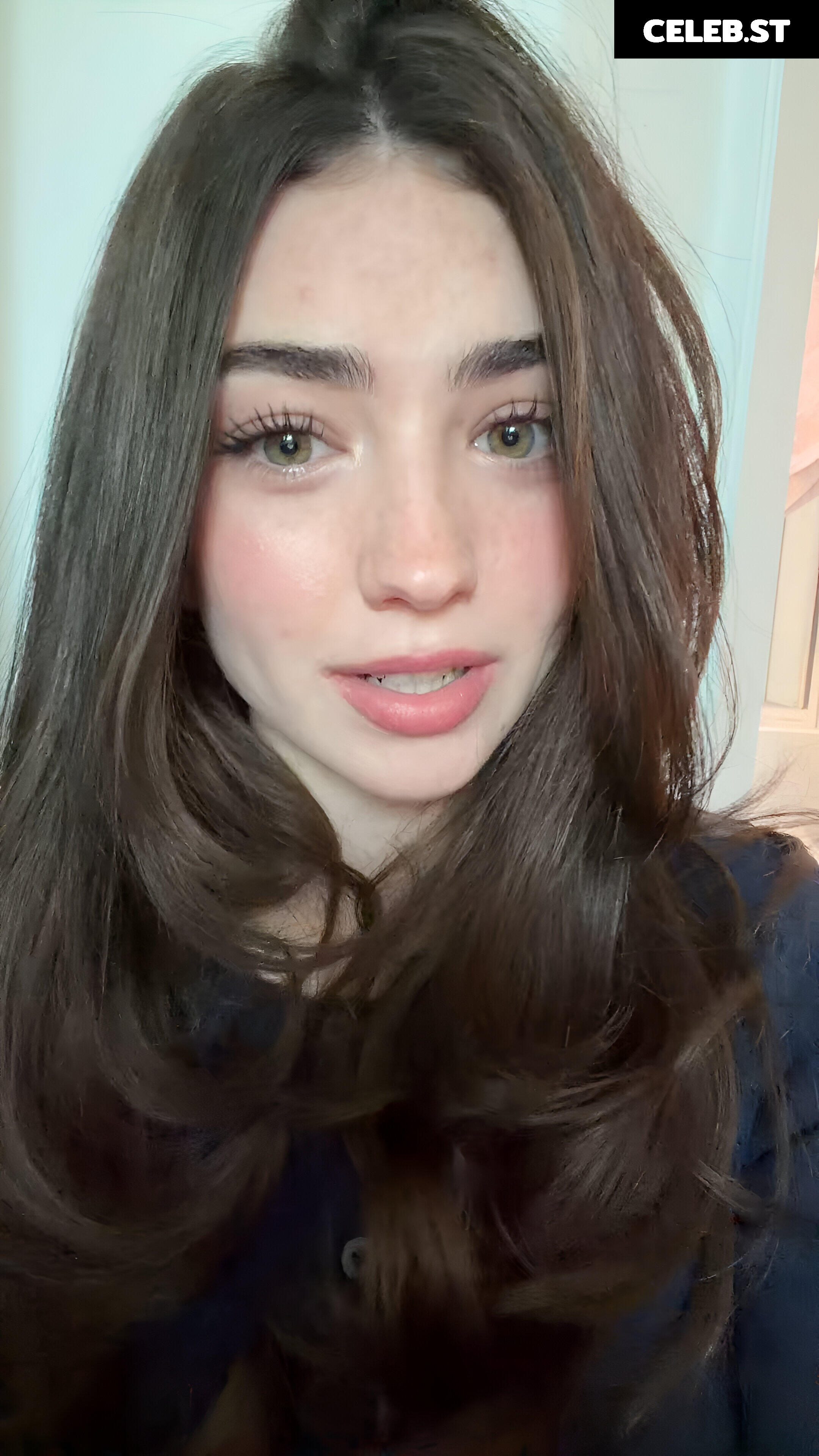 Lyzzahh / lizaseri Image 23001189