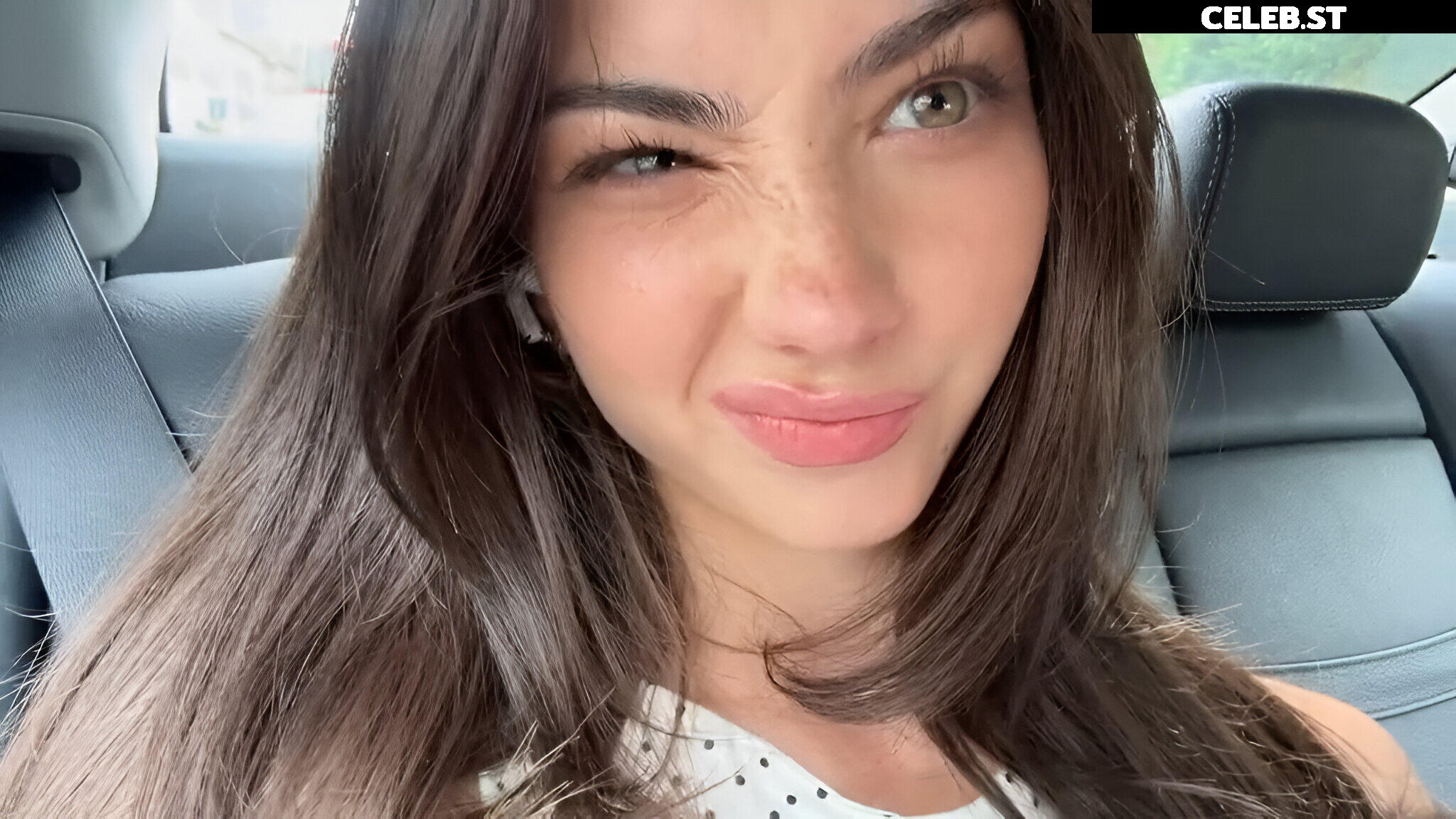 Lyzzahh / lizaseri Image 23001110