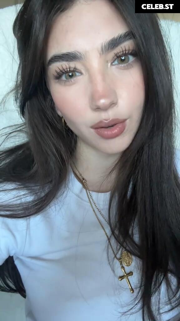 Lyzzahh / lizaseri Image 23001115