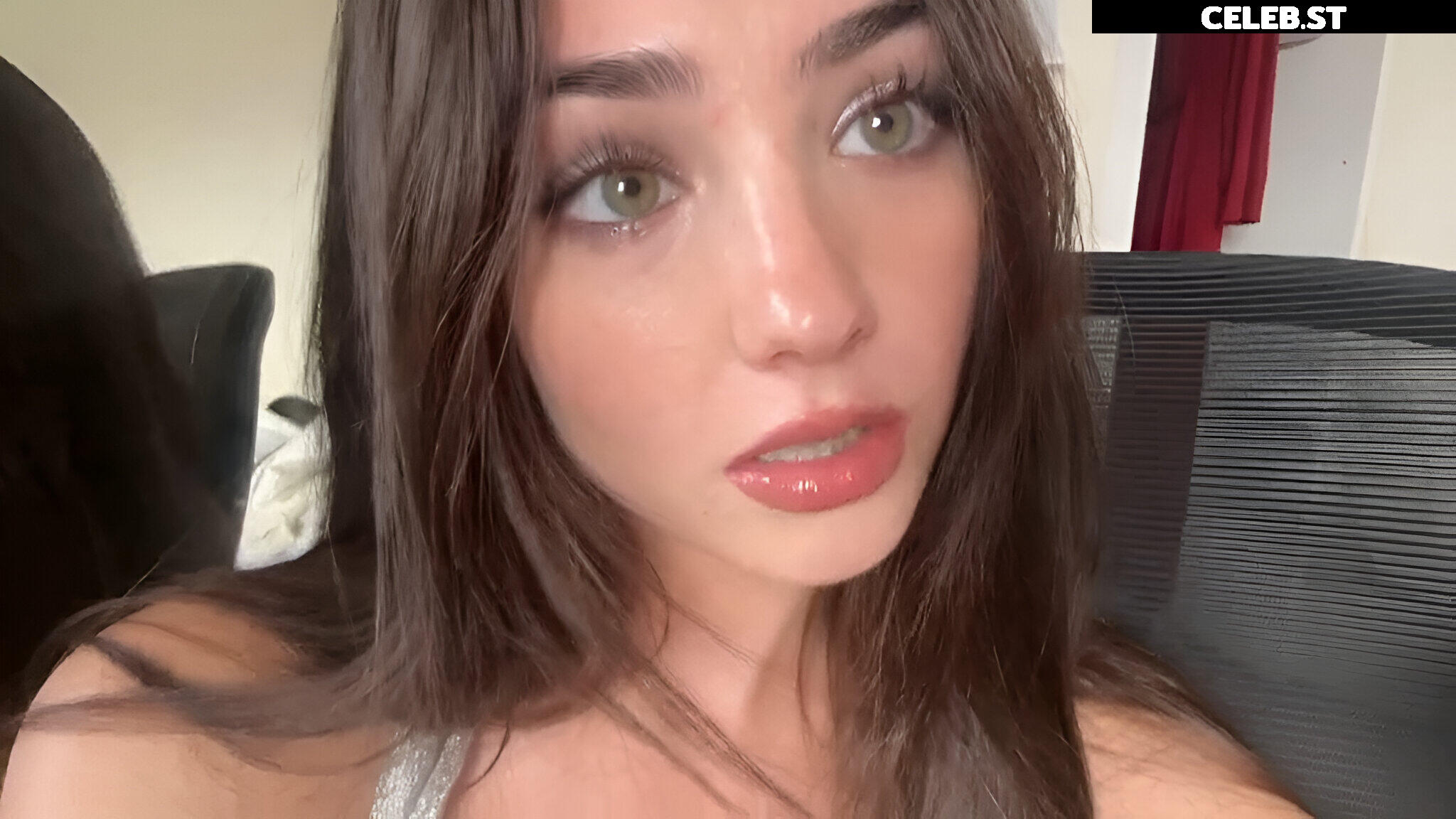 Lyzzahh / lizaseri Image 23001133