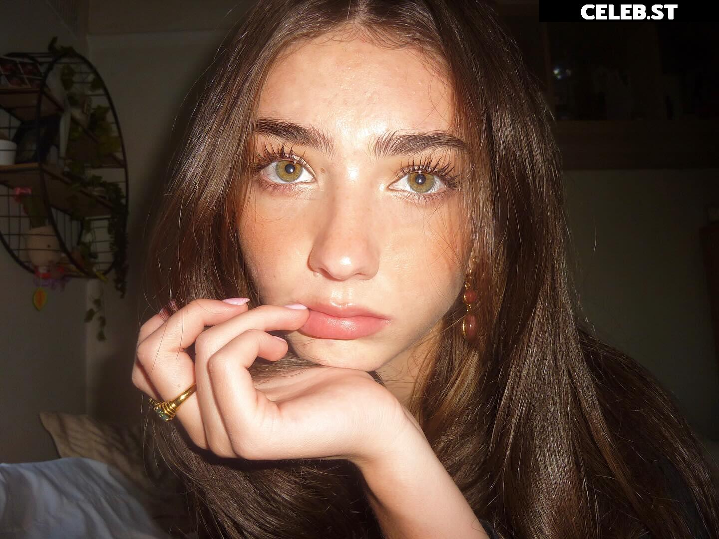 Lyzzahh / lizaseri Image 23001141