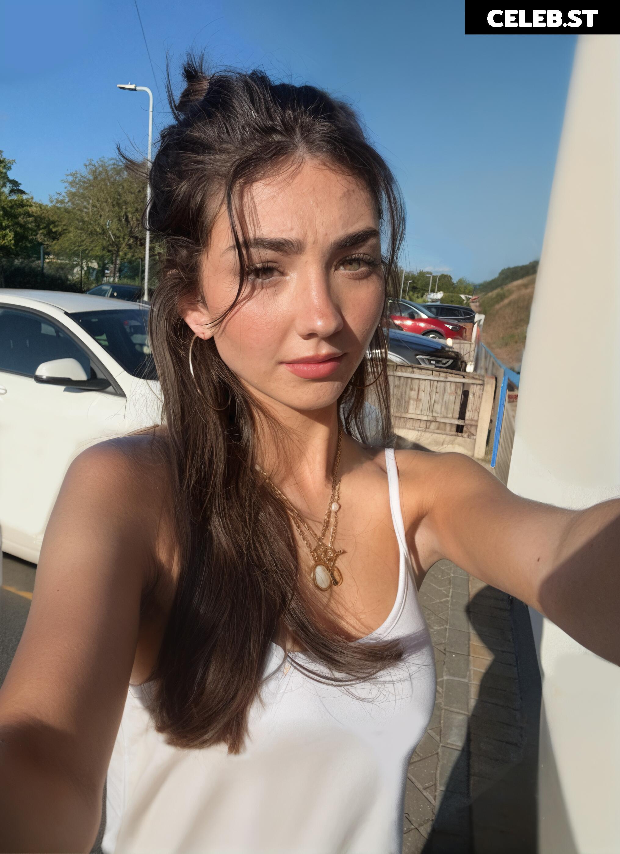 Lyzzahh / lizaseri Image 23001090