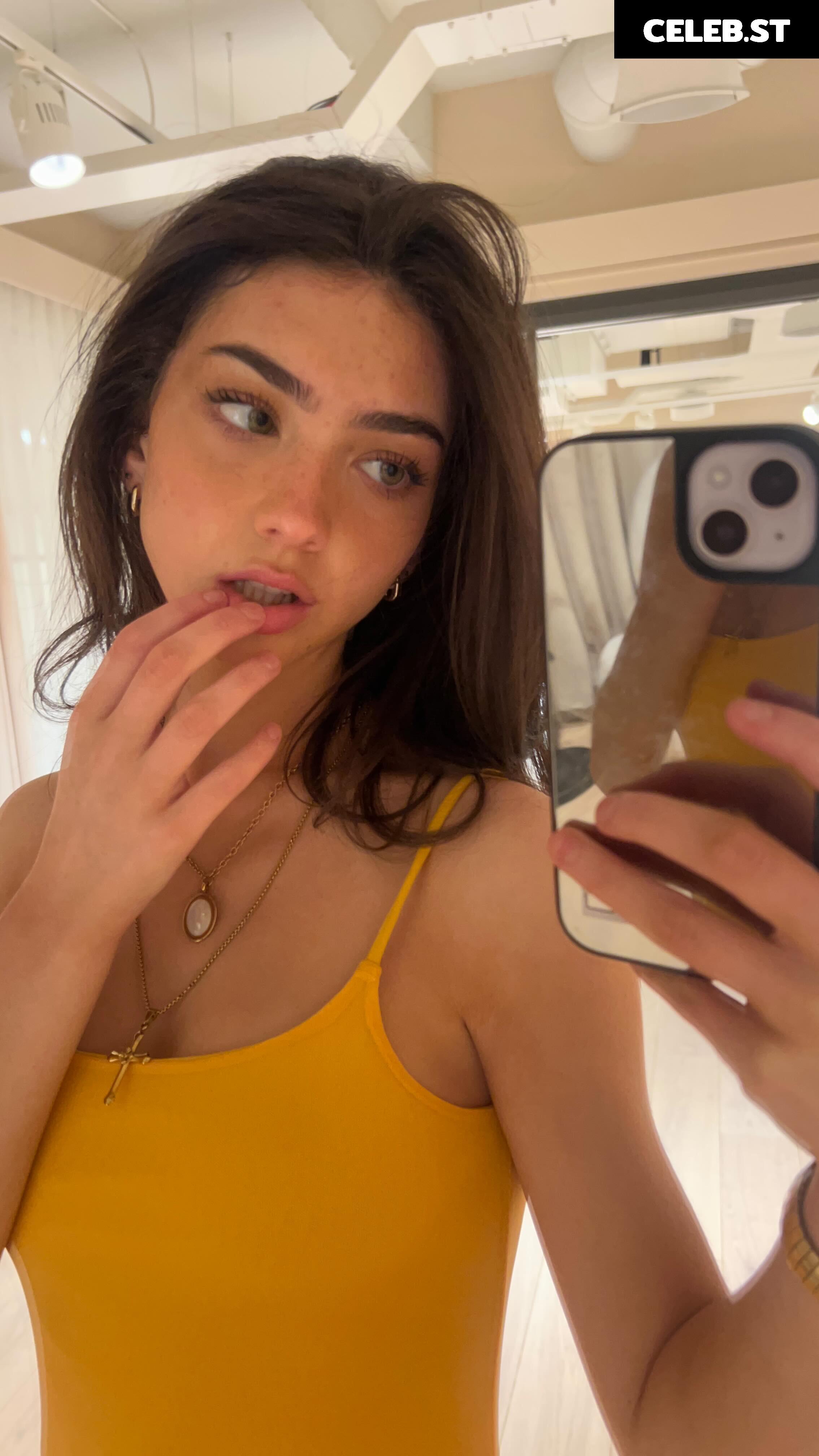 Lyzzahh / lizaseri Image 23001097