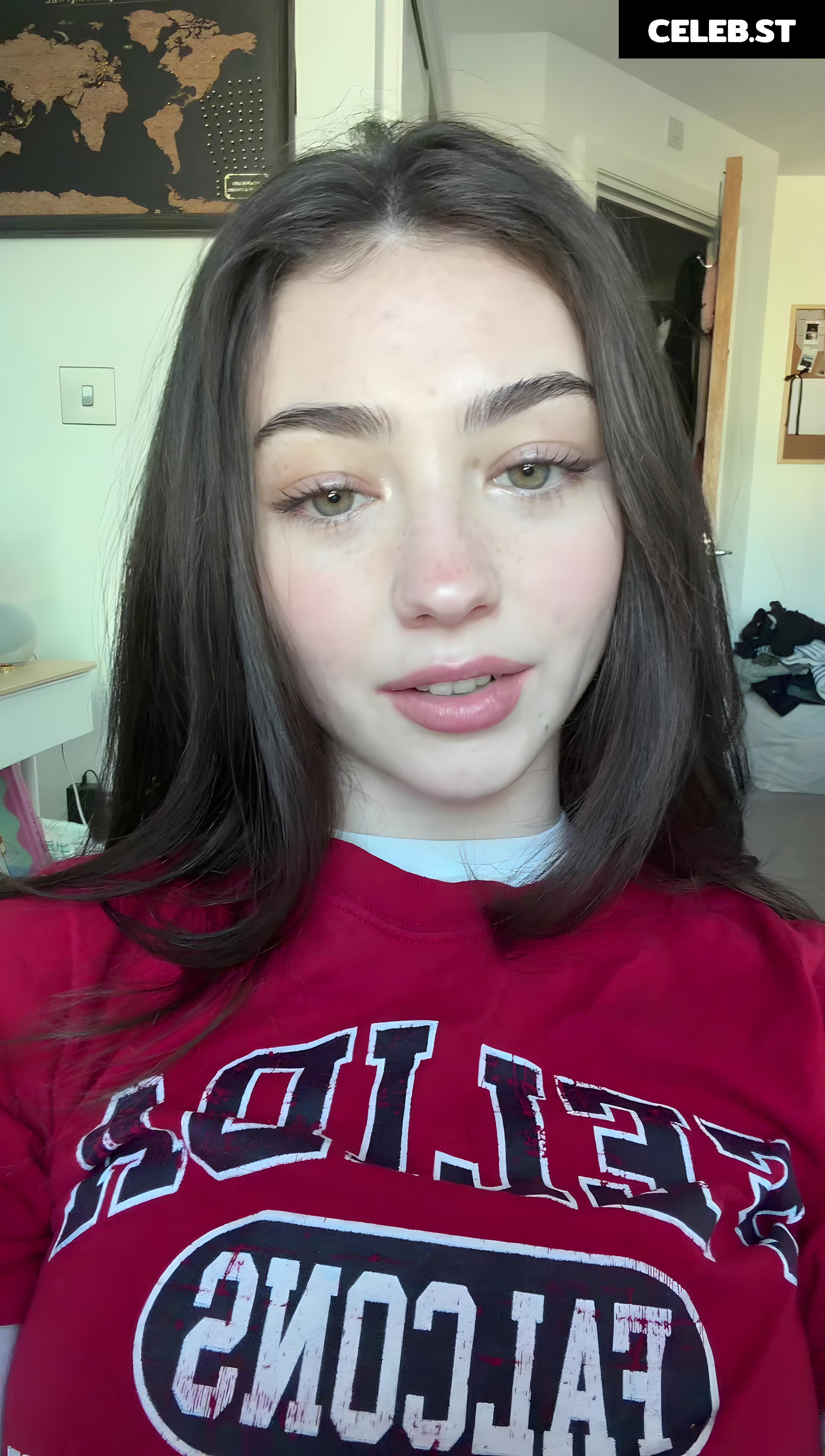 Lyzzahh / lizaseri Image 23001253