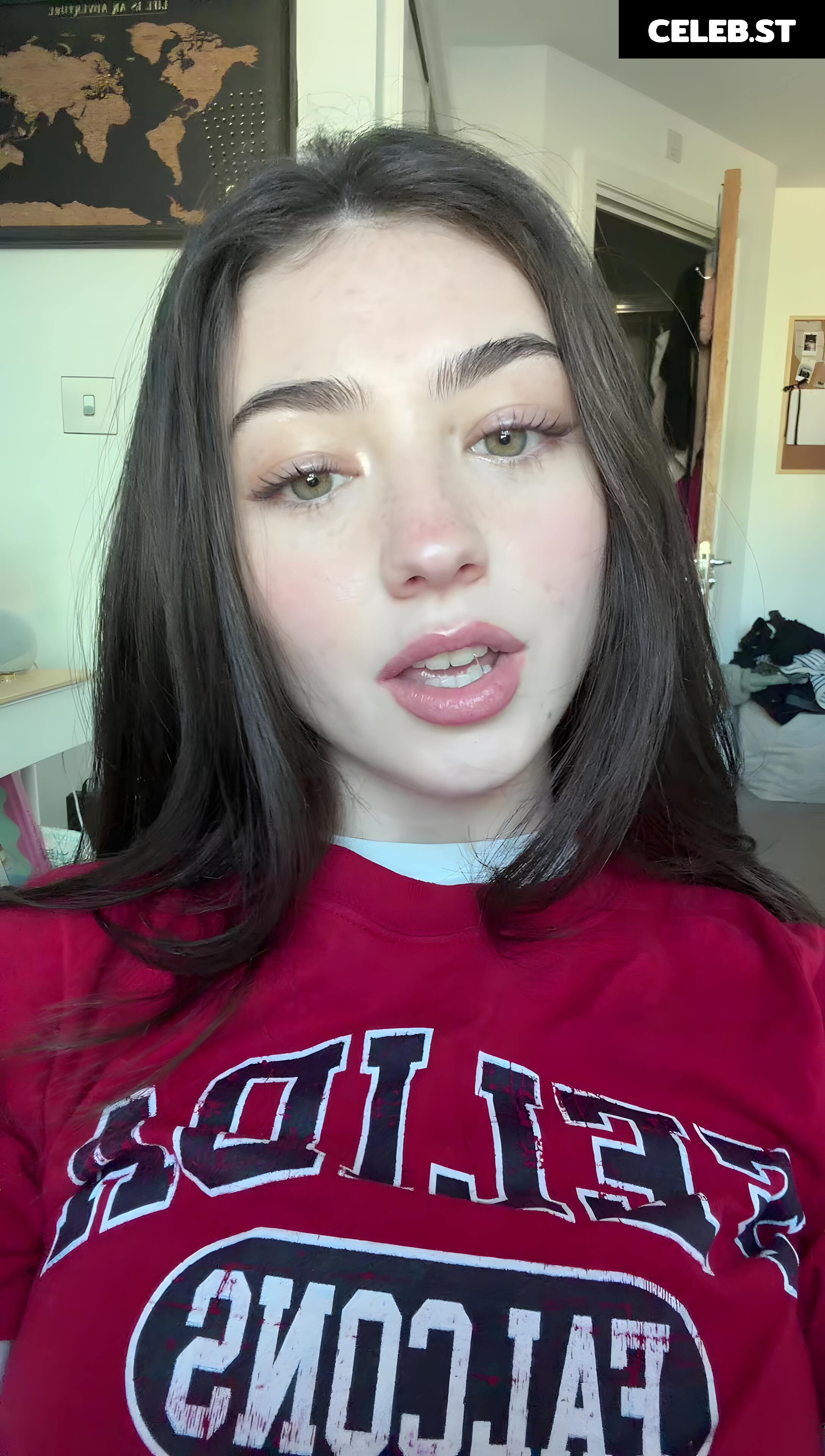 Lyzzahh / lizaseri Image 23001252