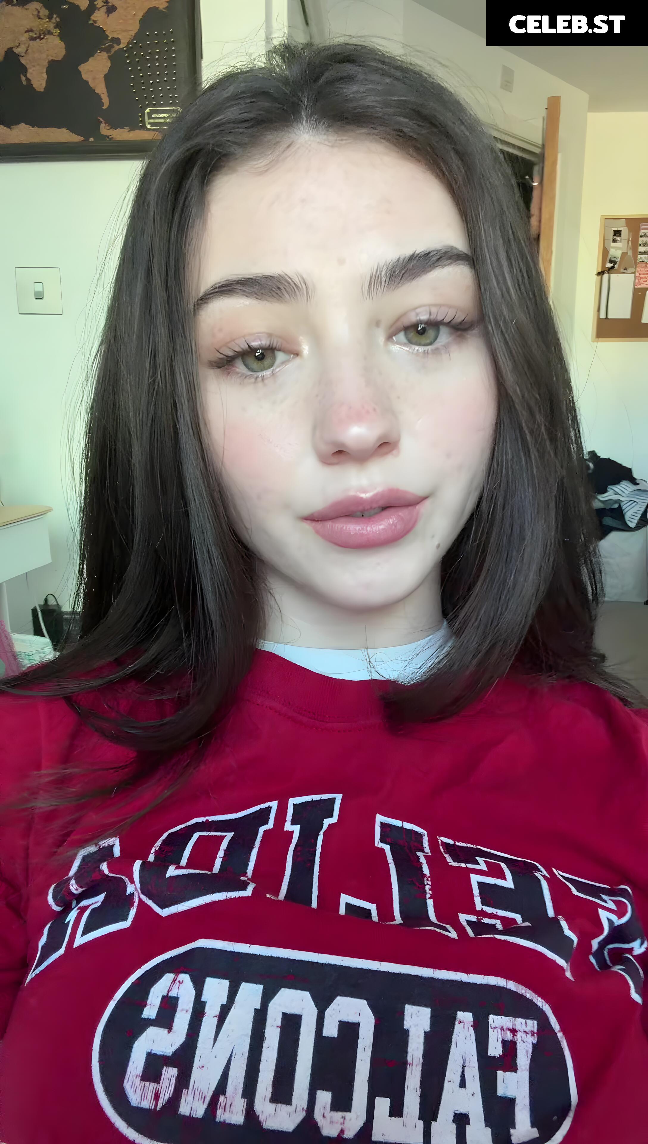 Lyzzahh / lizaseri Image 23001257
