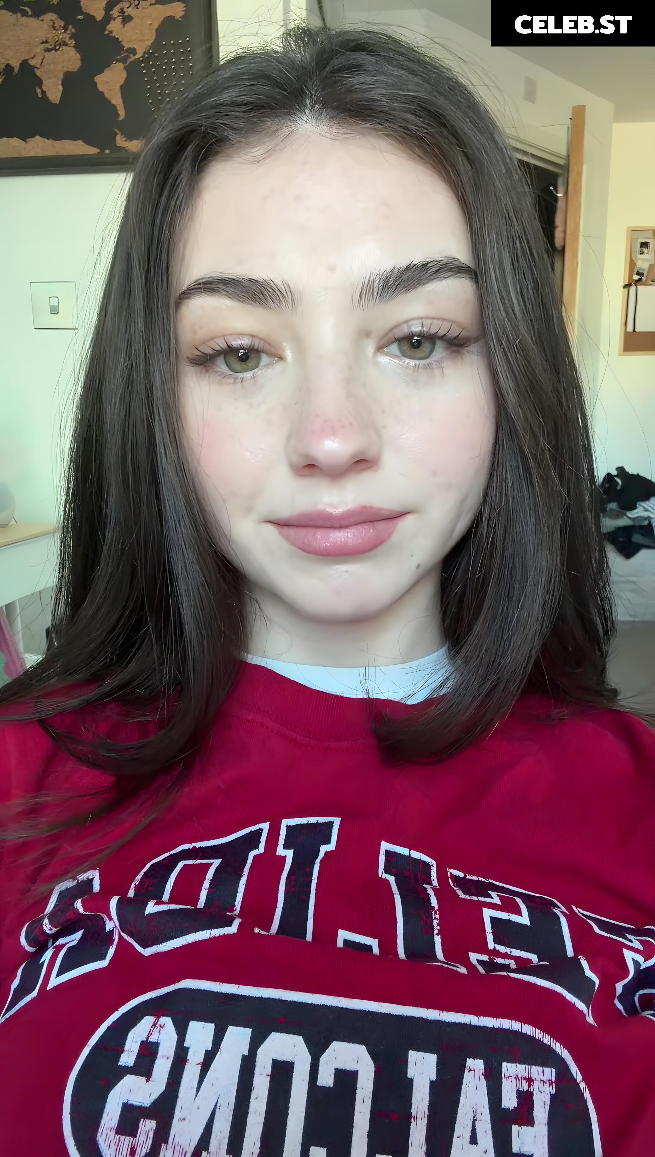Lyzzahh / lizaseri Image 23001258