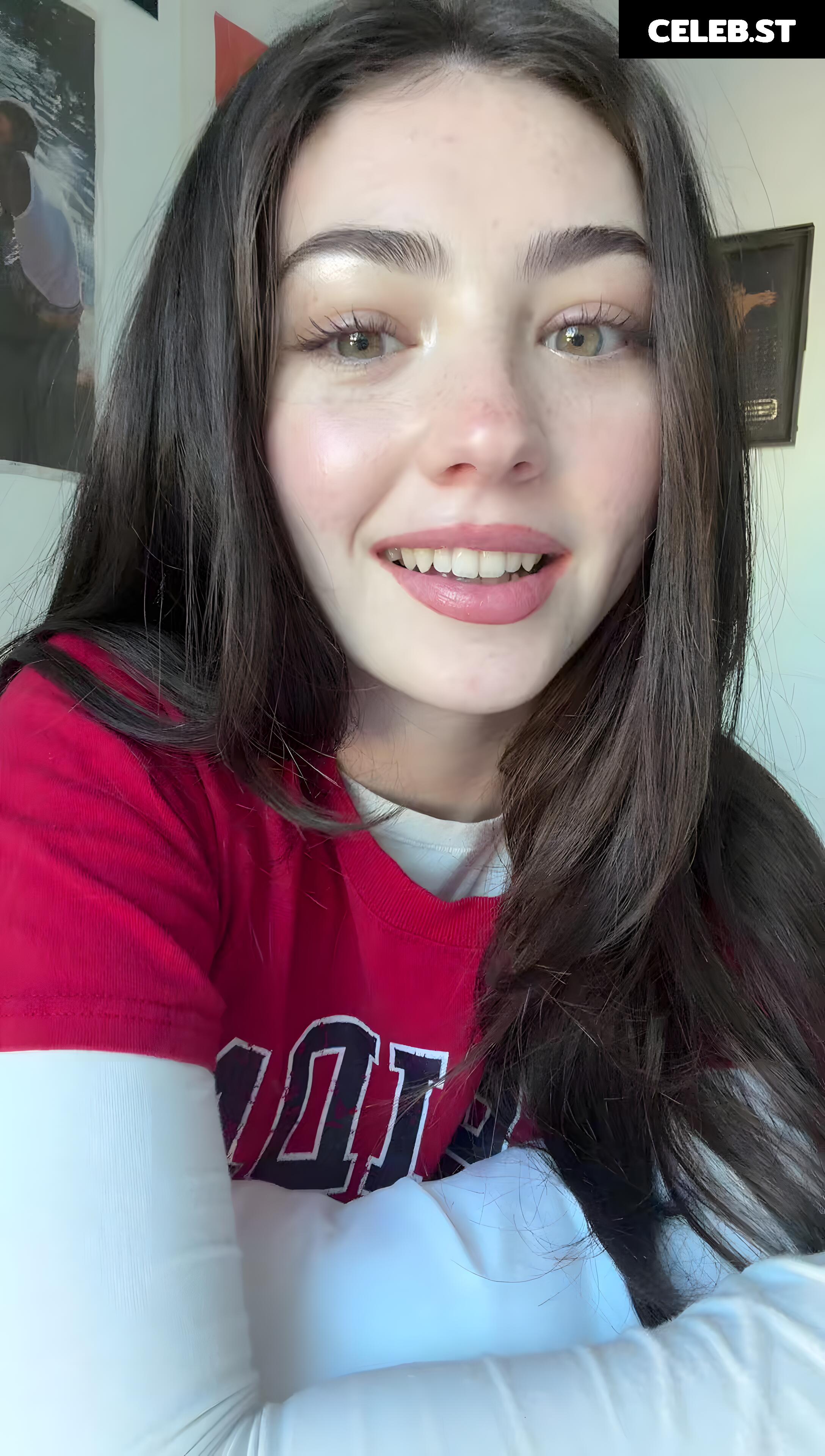 Lyzzahh / lizaseri Image 23001274