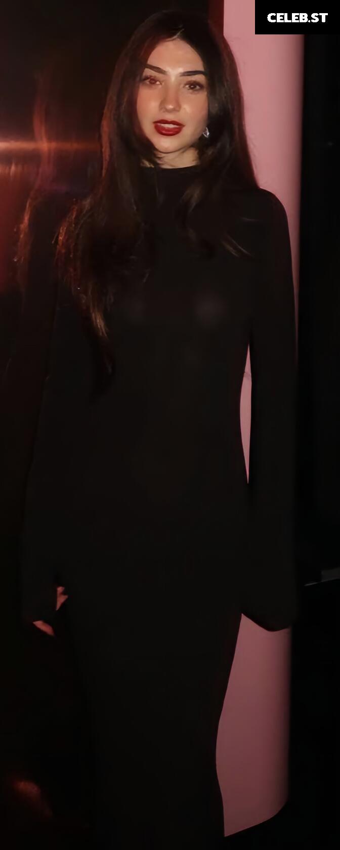 Lyzzahh / lizaseri Image 23000960