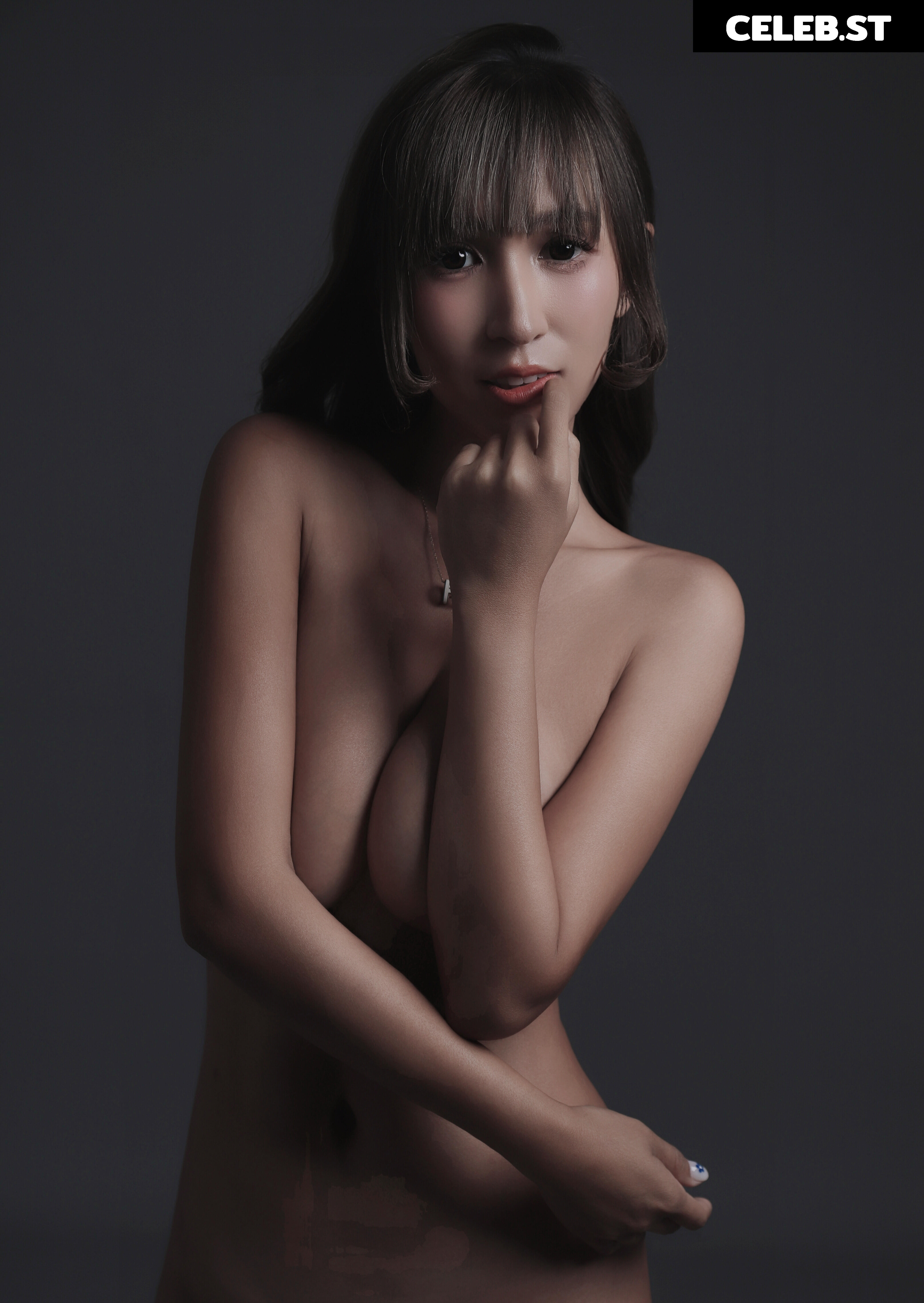 blowshow vip COLLECTION Image 23093000