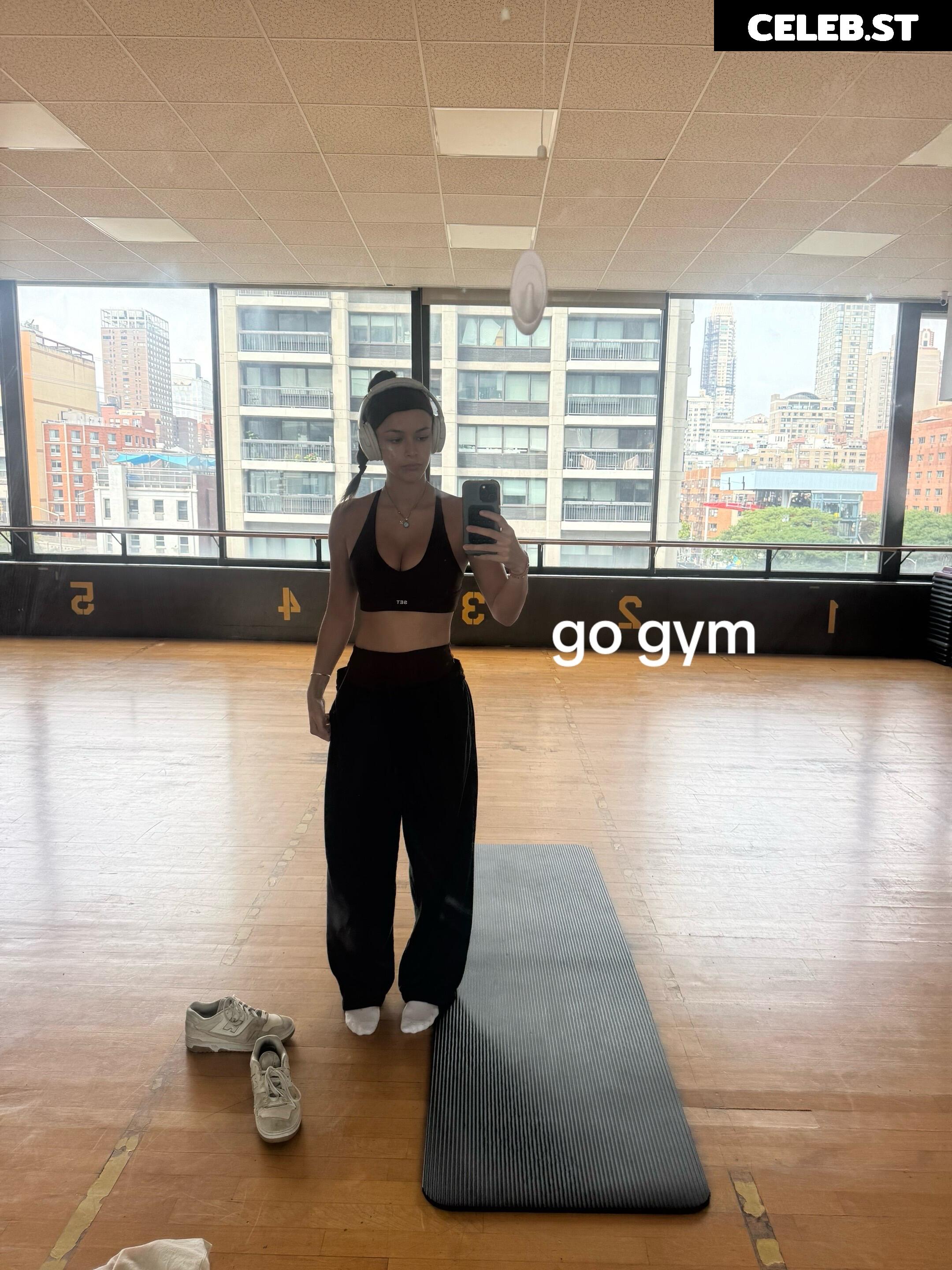 Mia Wynn / miawynning / miawynn_ Image 23092226