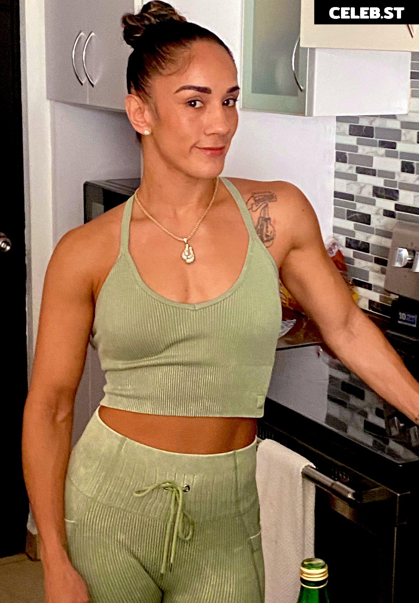 Amanda Serrano / Puerto Rican Boxer Image 23088820