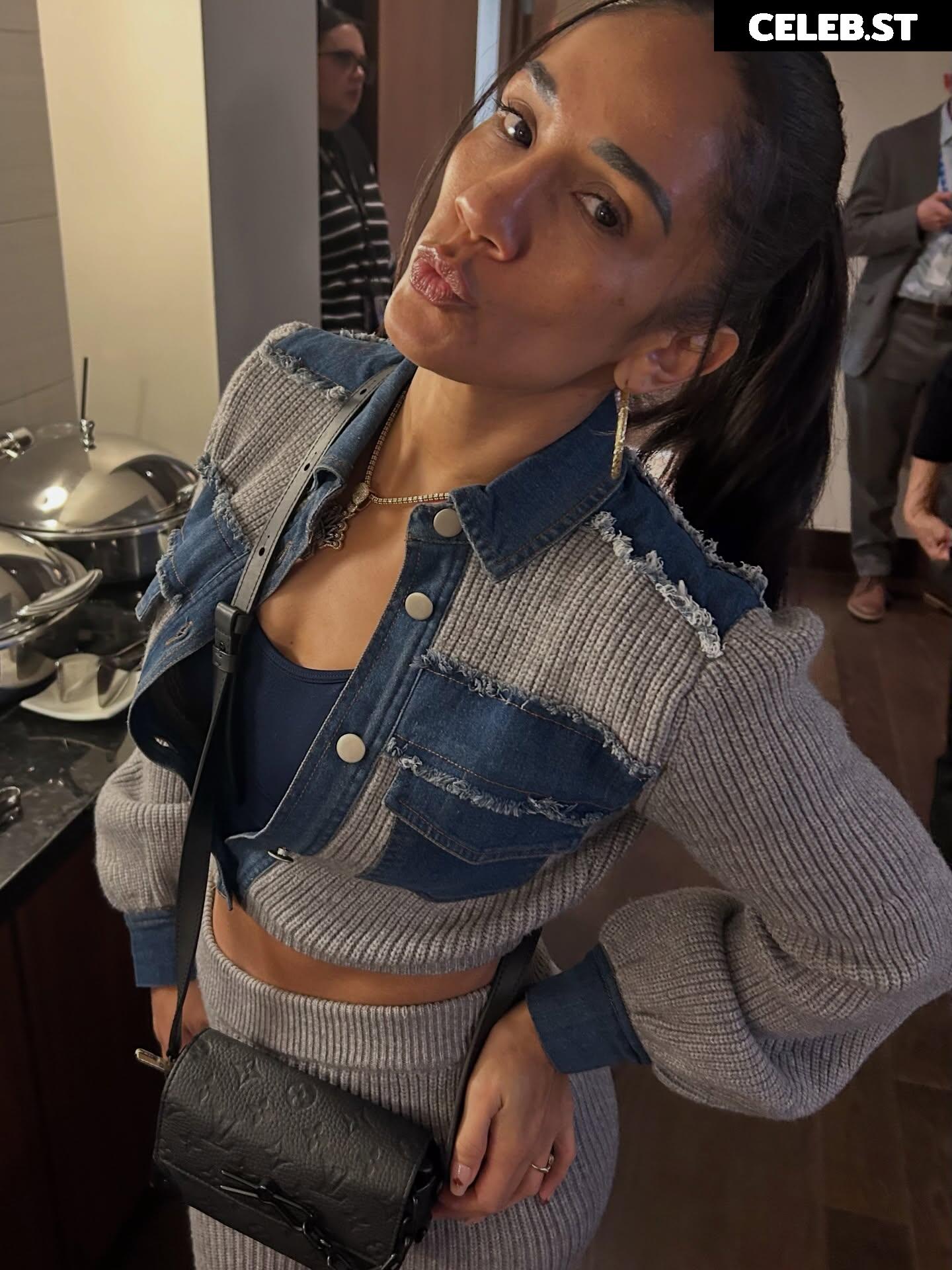 Amanda Serrano / Puerto Rican Boxer Image 23088825