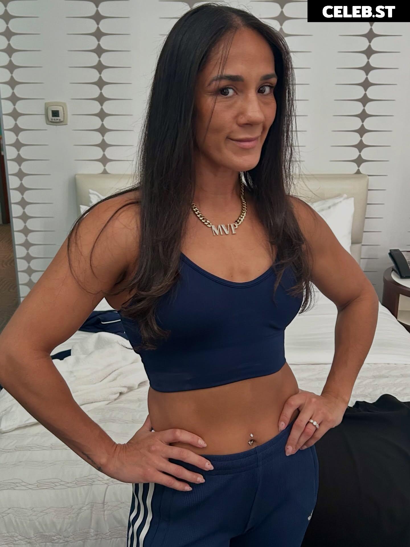 Amanda Serrano / Puerto Rican Boxer Image 23088819