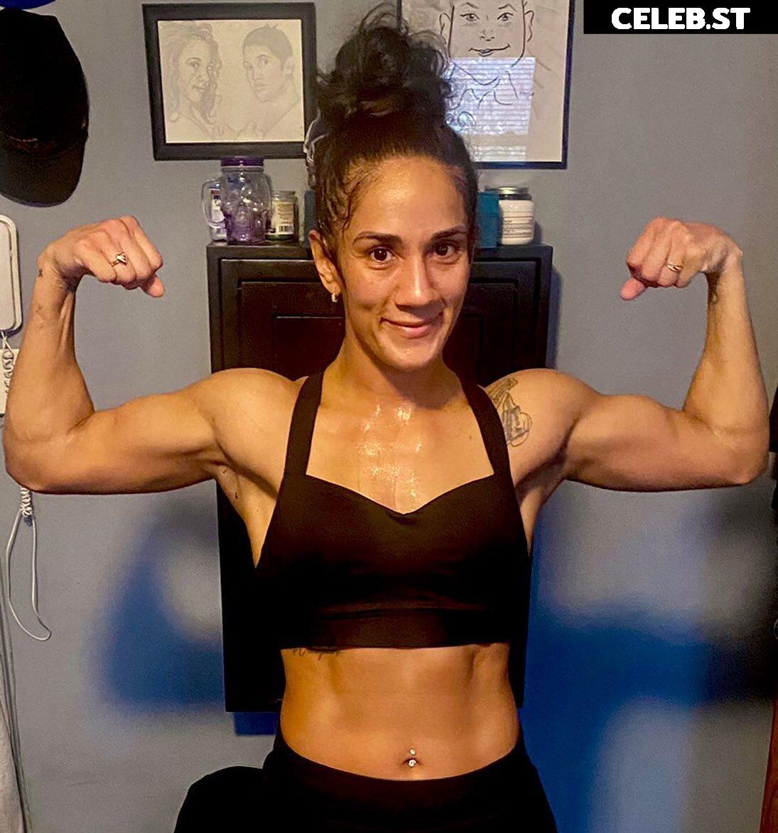 Amanda Serrano / Puerto Rican Boxer Image 23088580