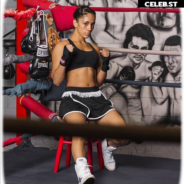 Amanda Serrano / Puerto Rican Boxer Image 23088567