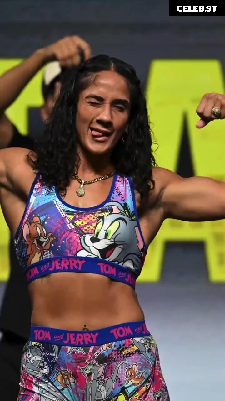 Amanda Serrano / Puerto Rican Boxer Image 23088790