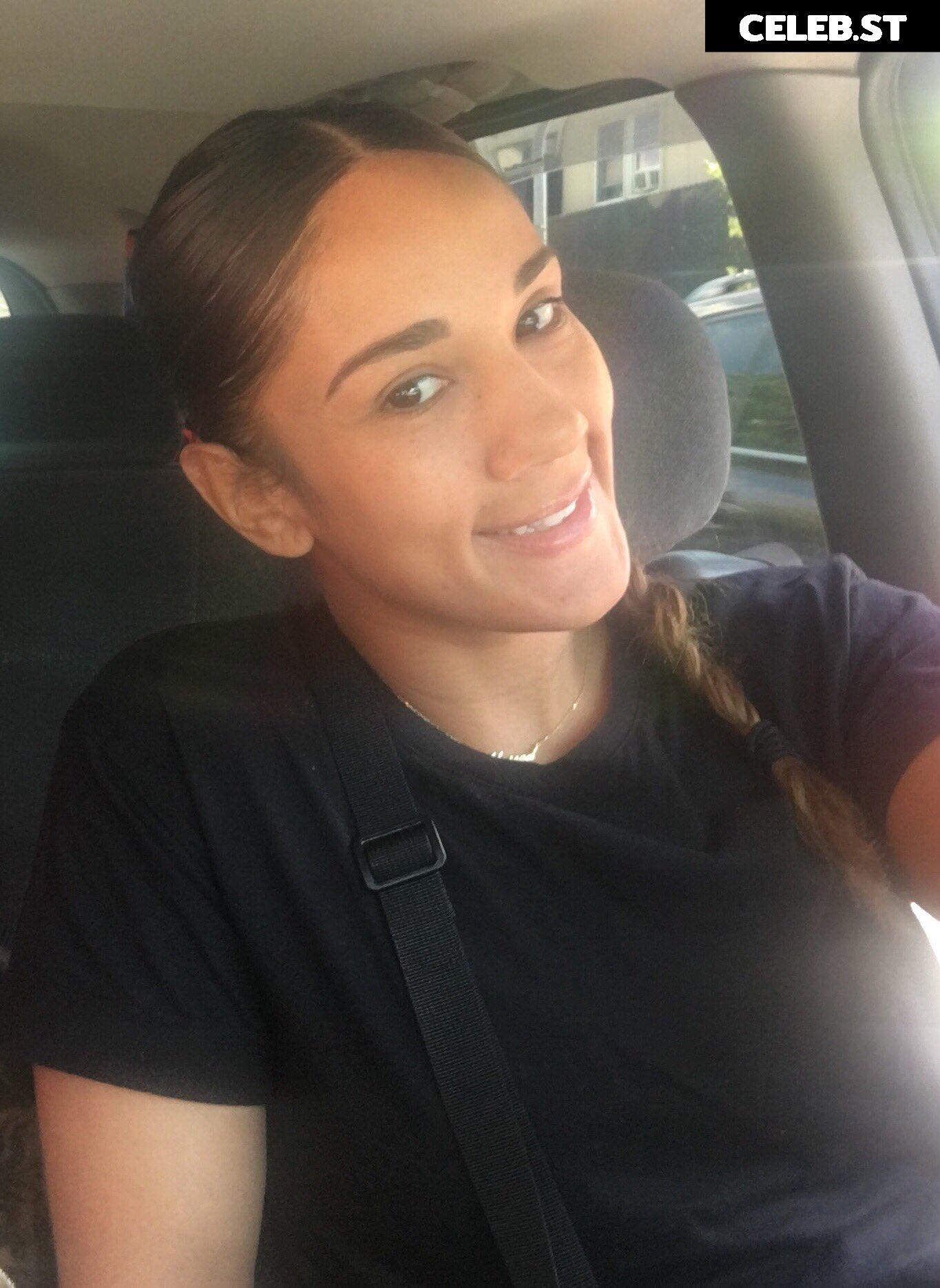 Amanda Serrano / Puerto Rican Boxer Image 23088727