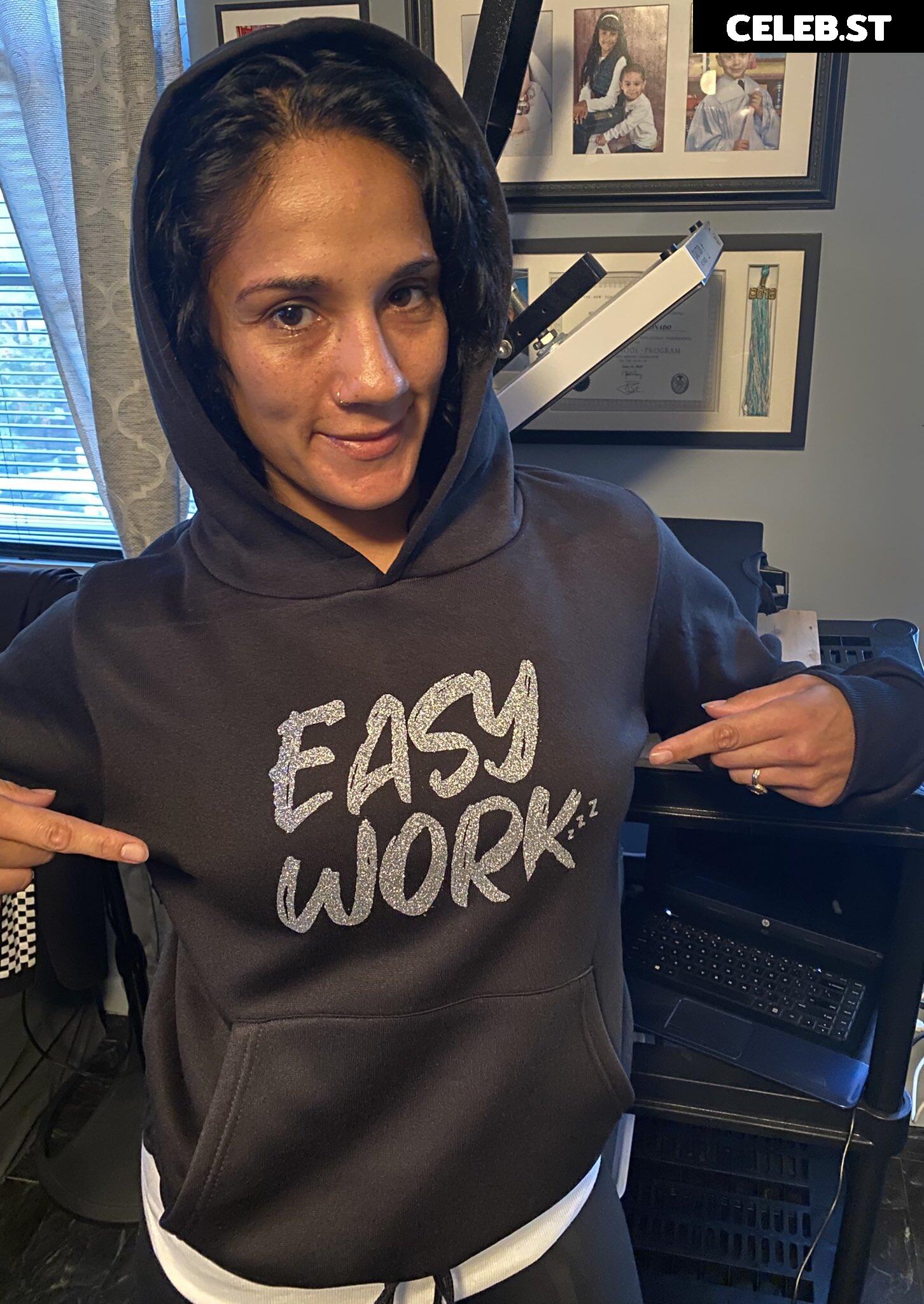 Amanda Serrano / Puerto Rican Boxer Image 23088725