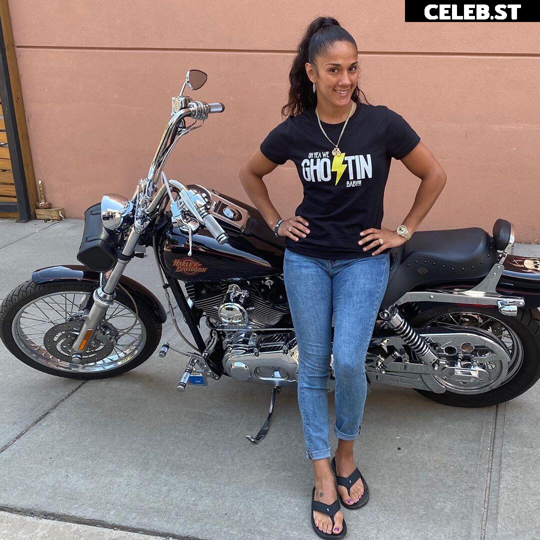 Amanda Serrano / Puerto Rican Boxer Image 23088712