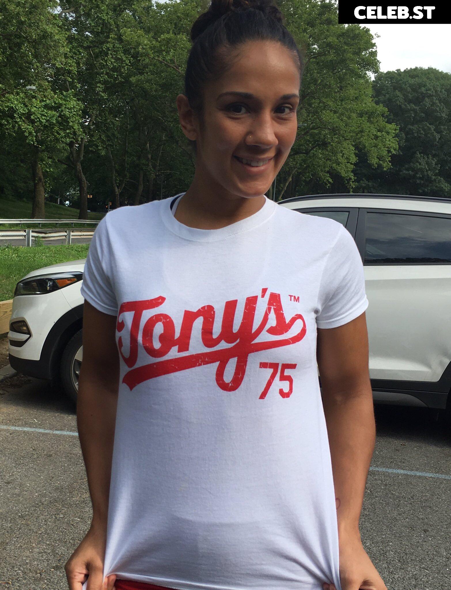 Amanda Serrano / Puerto Rican Boxer Image 23088714