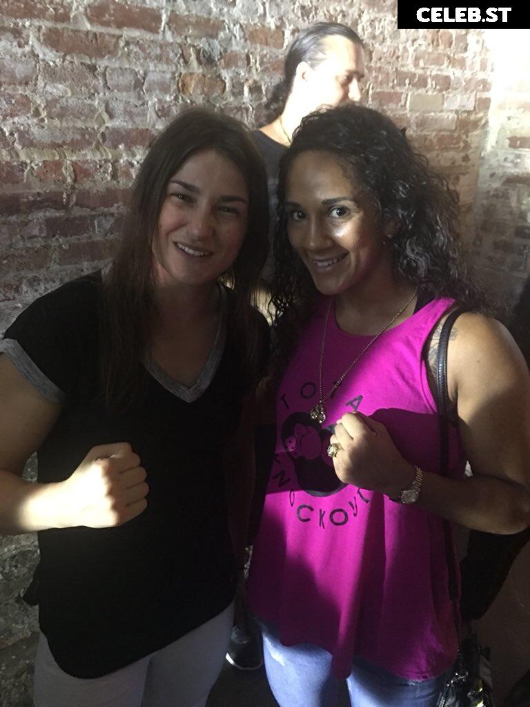 Amanda Serrano / Puerto Rican Boxer Image 23088719