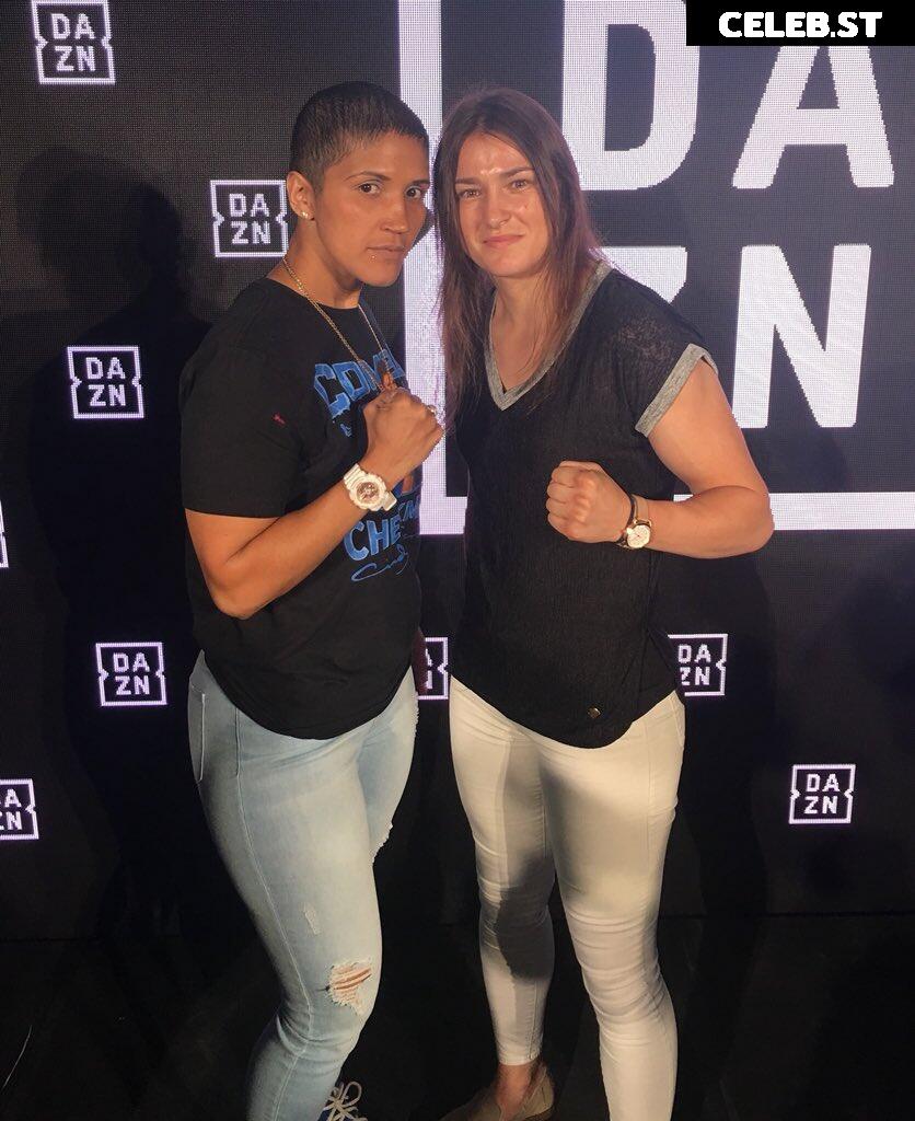 Amanda Serrano / Puerto Rican Boxer Image 23088763