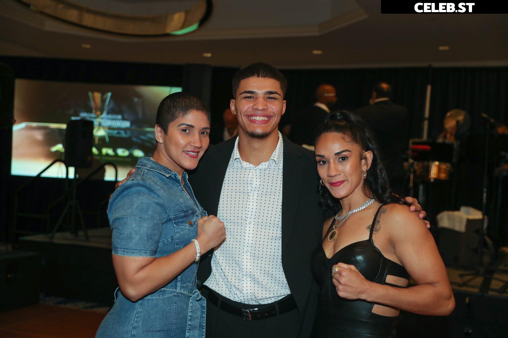 Amanda Serrano / Puerto Rican Boxer Image 23088753