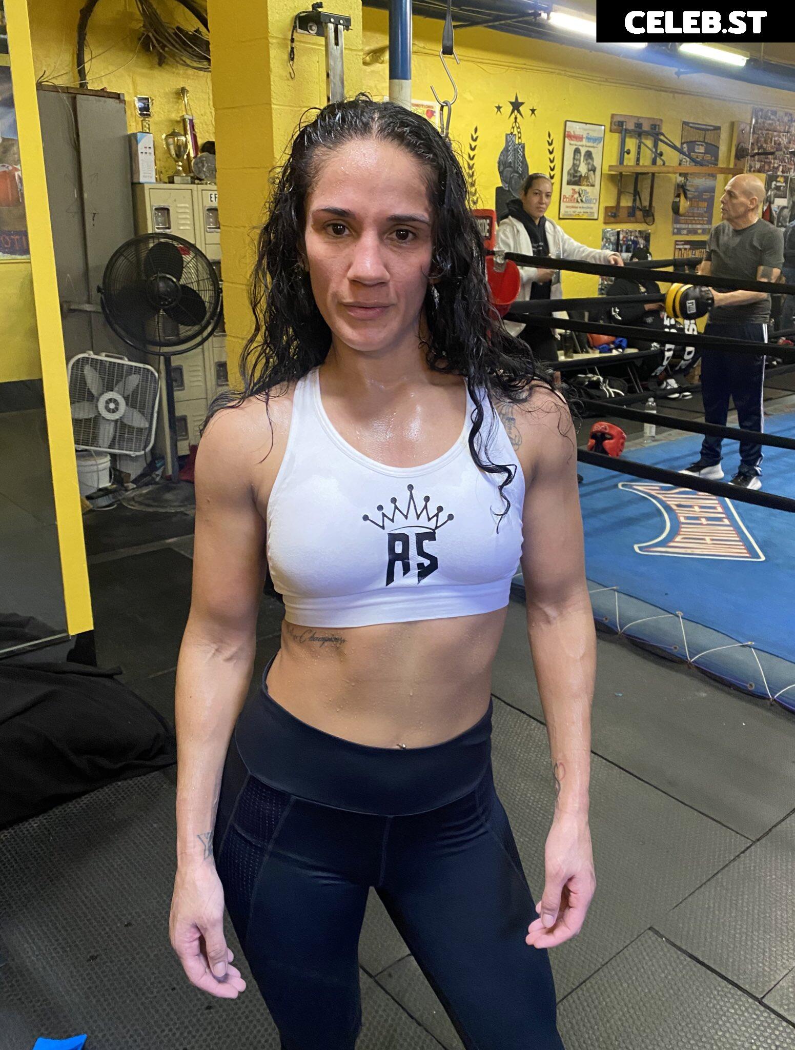Amanda Serrano / Puerto Rican Boxer Image 23088610