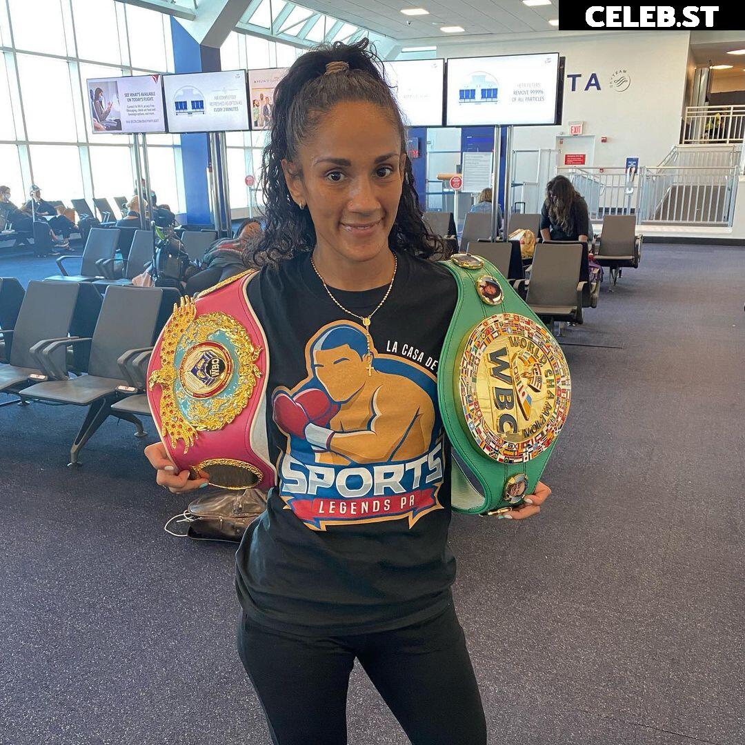 Amanda Serrano / Puerto Rican Boxer Image 23088639