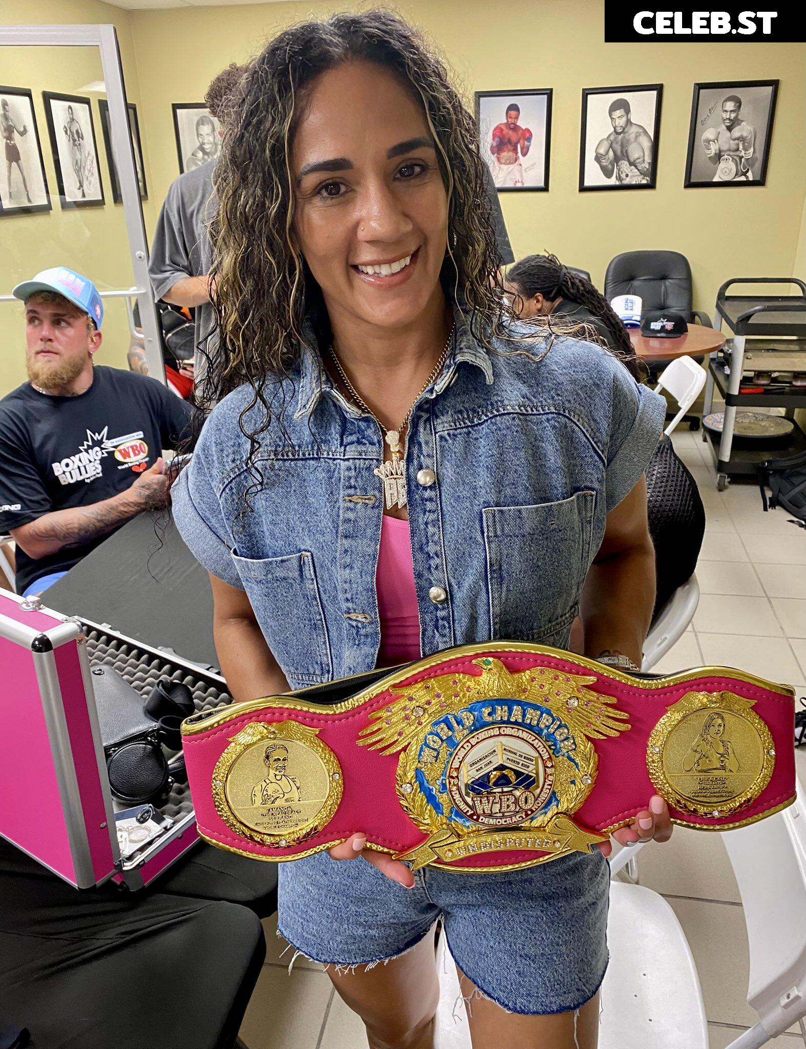 Amanda Serrano / Puerto Rican Boxer Image 23088660