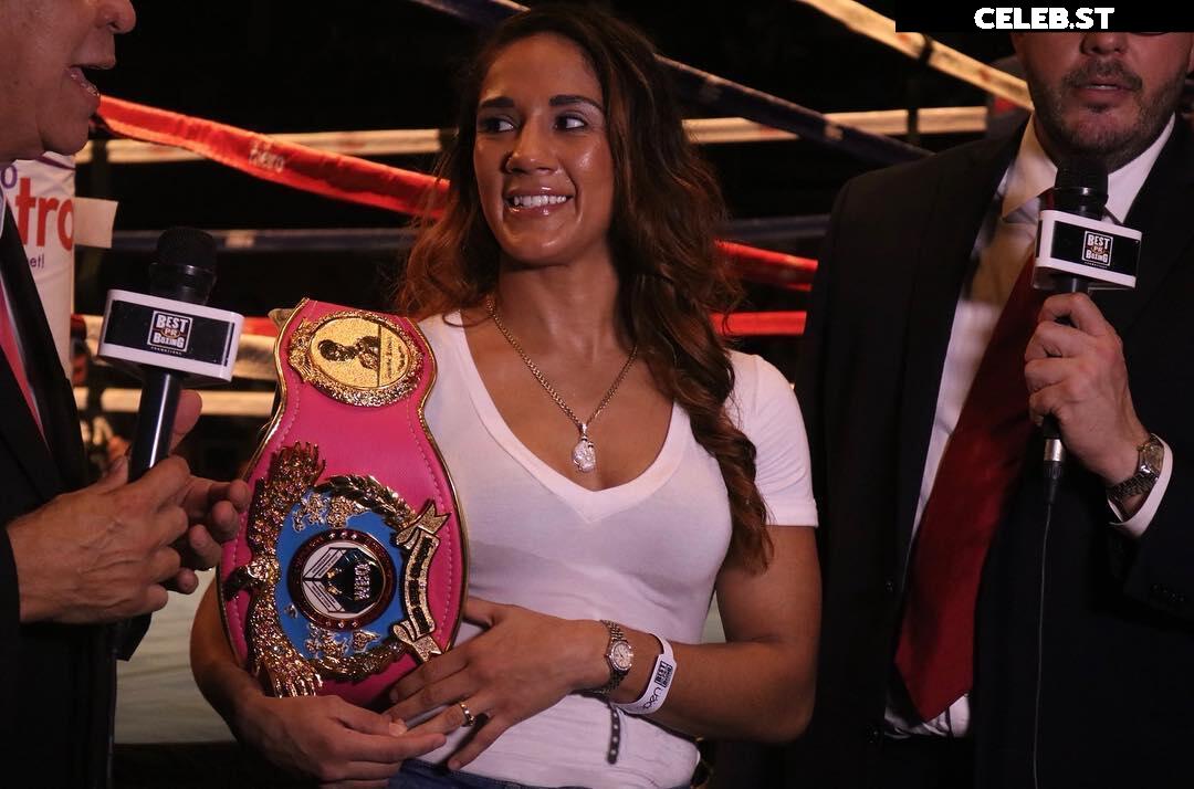 Amanda Serrano / Puerto Rican Boxer Image 23088669