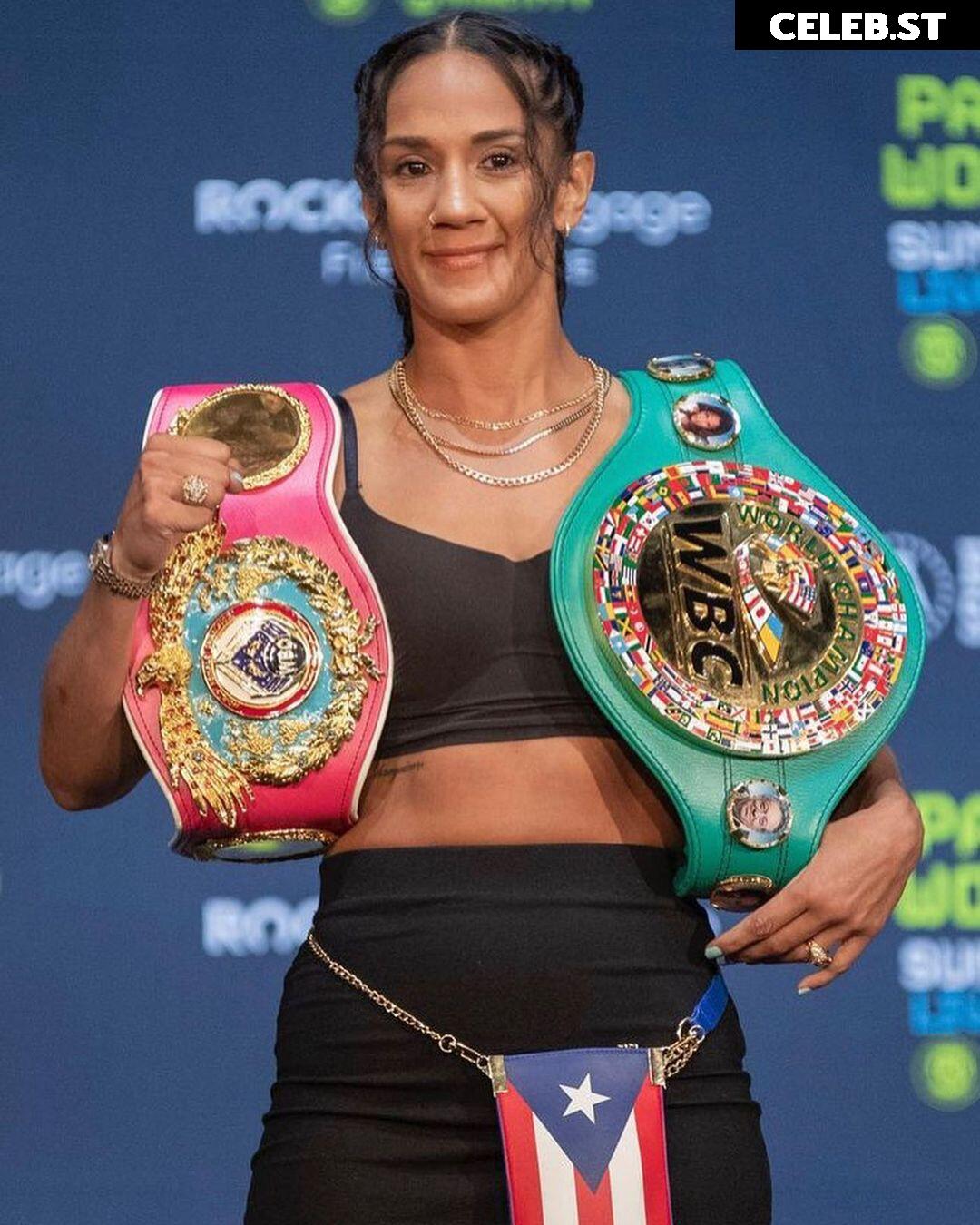 Amanda Serrano / Puerto Rican Boxer Image 23088645