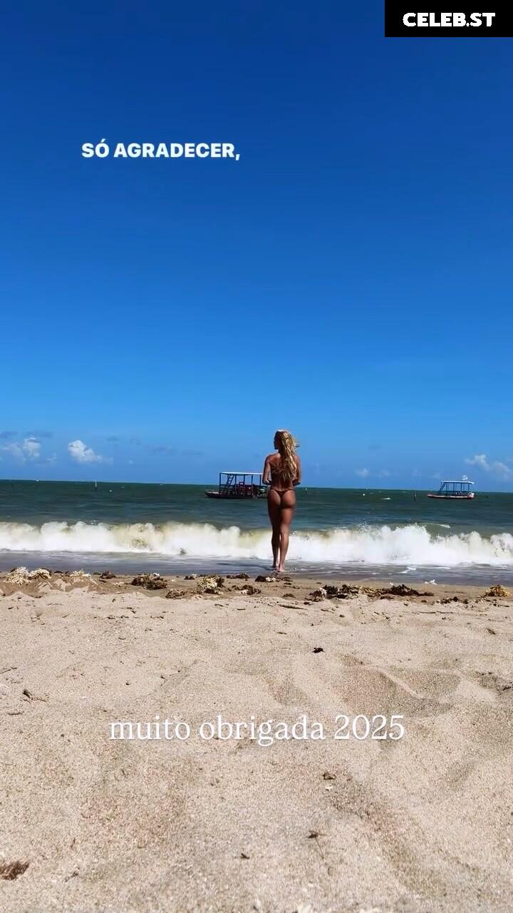 Deborah Secco Image 23086211