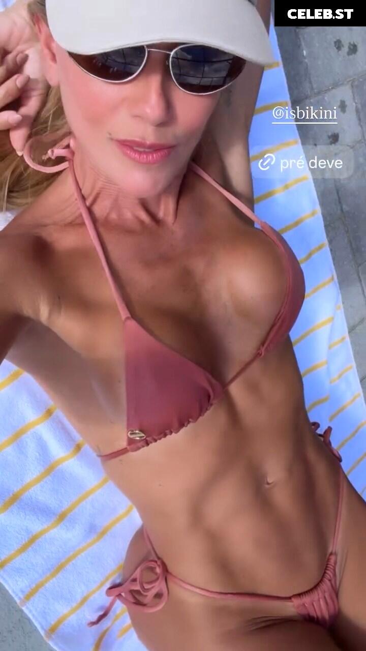 Deborah Secco Image 23086238