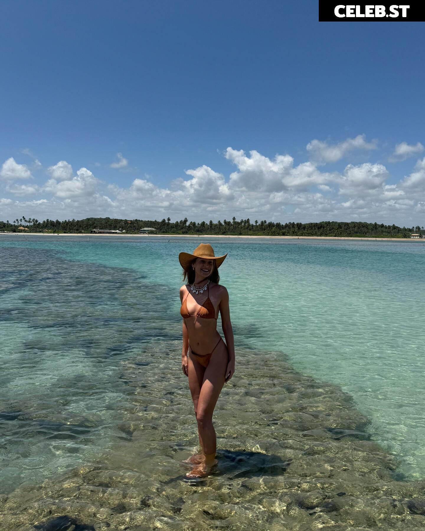 Marina Ruy Barbosa Image 23081883