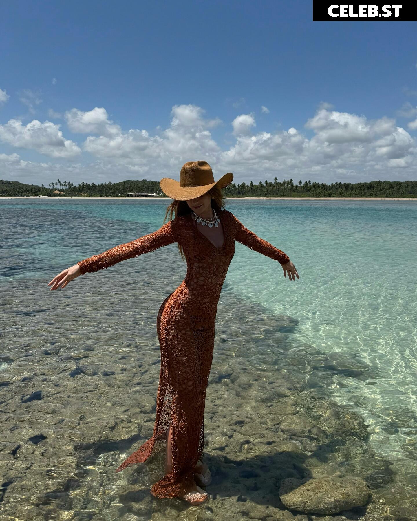 Marina Ruy Barbosa Image 23081875