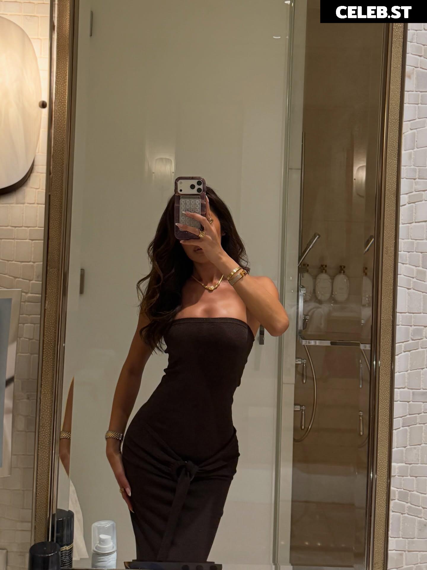 Jenn Lee / Jennifer Lee / jennleezy Image 23083047